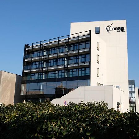 ホテル Corbie Lommel Ring エクステリア 写真